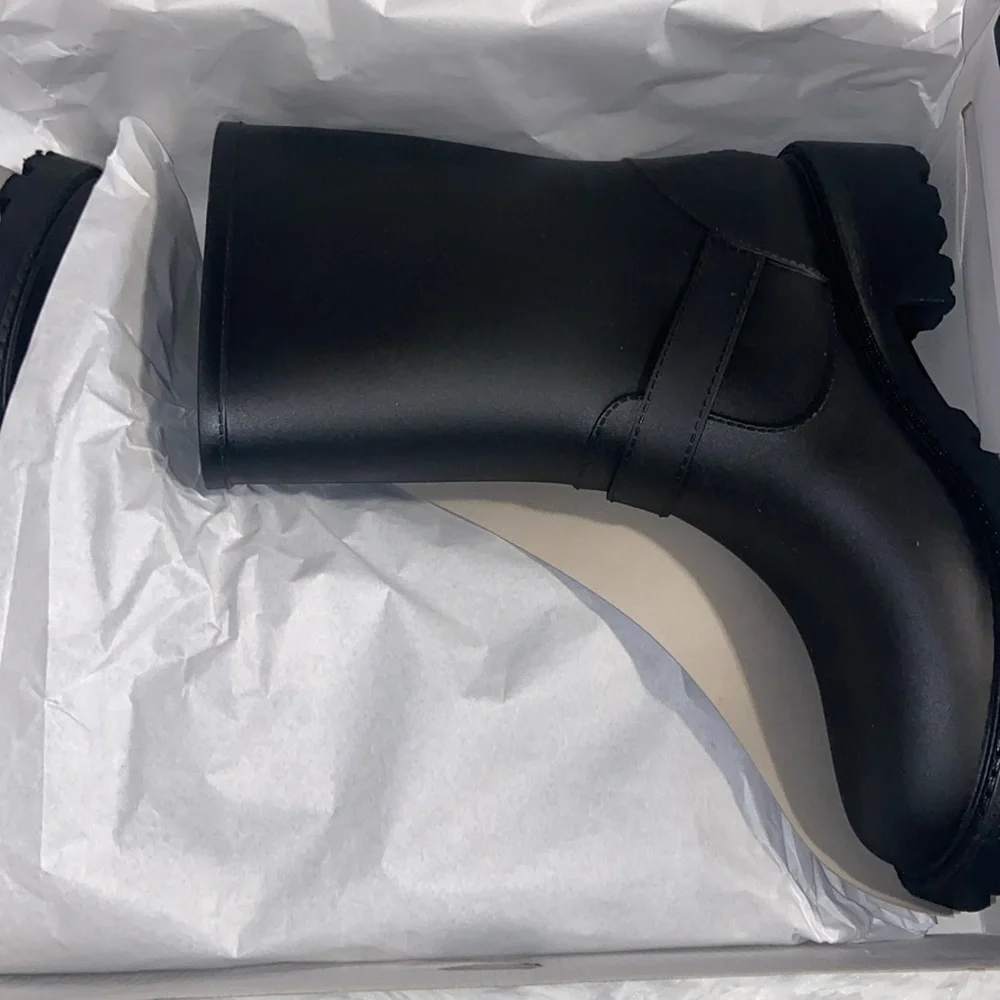 FINAL -NEW NINE WEST Rain Boots Size 9 - Picture 4 of 6